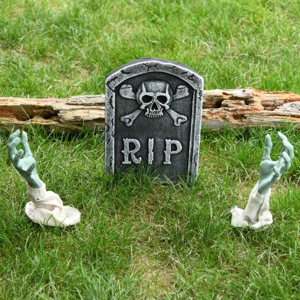 Decoraciones de Cementerio para Halloween foto